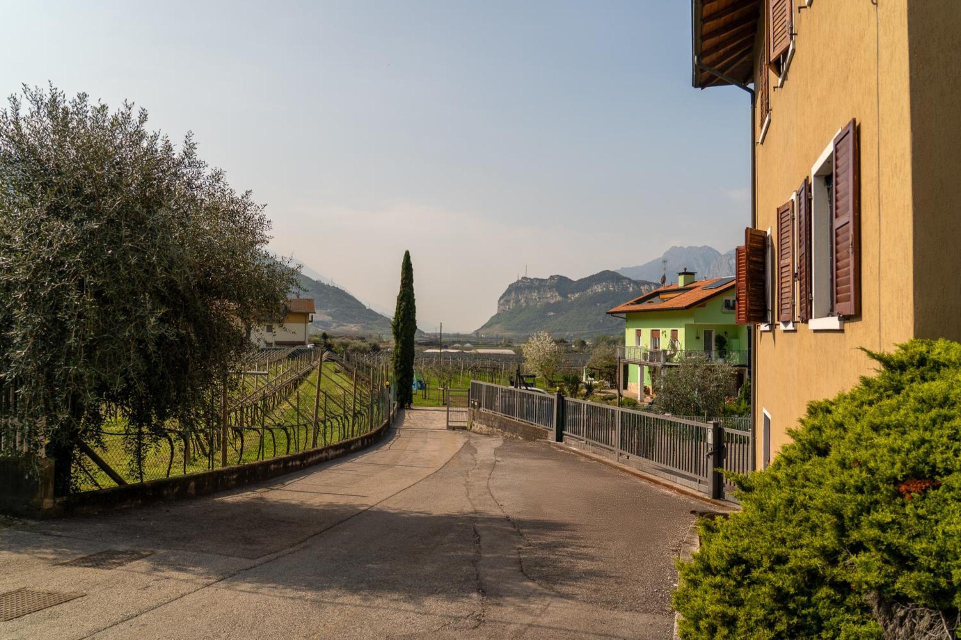 La Casa Nel Verde Arco Exterior foto